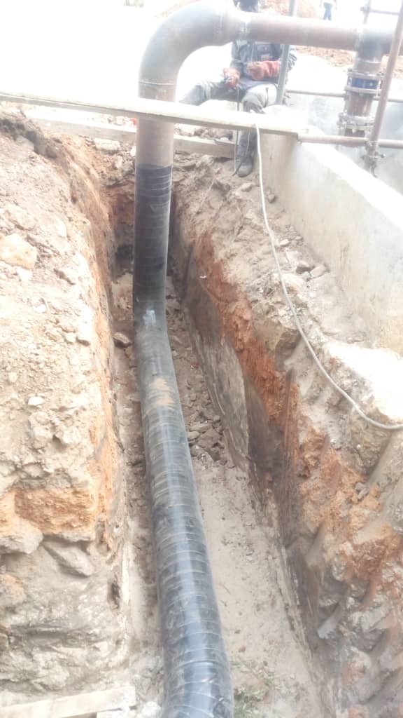 Installation tuyauterie souterraine d'évacuation d'eaux pluvial à CIMAF Abidjan